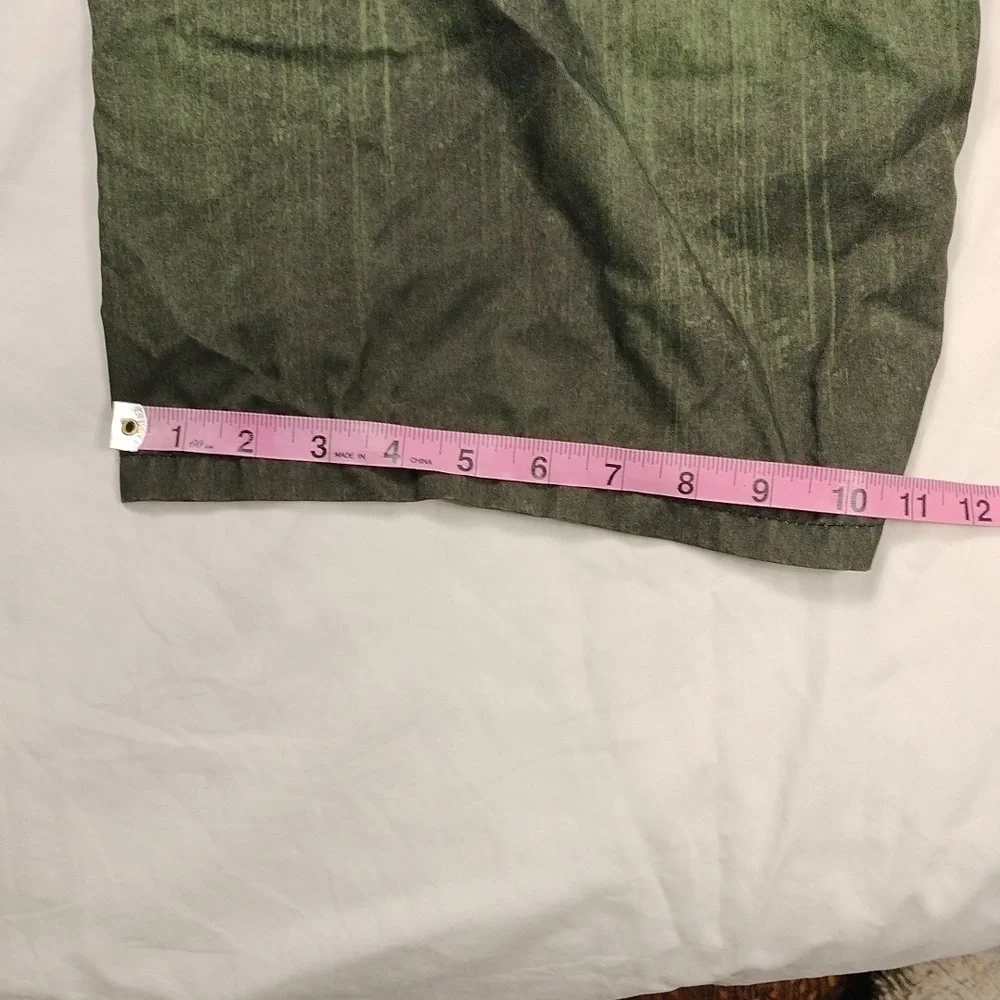 Guinness men's swim trunks size large